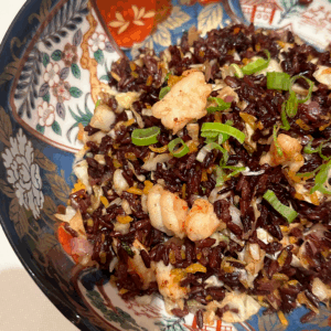 Tres variedades de arroz con verduras y langostinos en salsa de vieiras (Homenaje a Guangzhou)